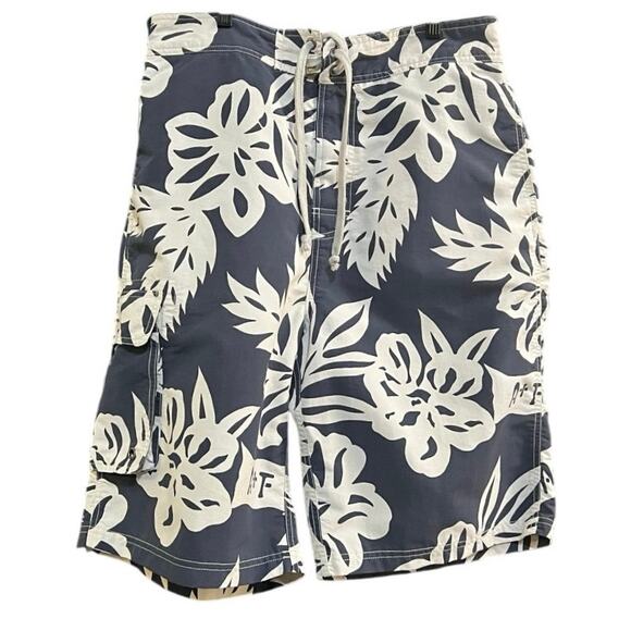 Abercrombie & Fitch Blue and White Tropical Print 10” Board Shorts Size 33